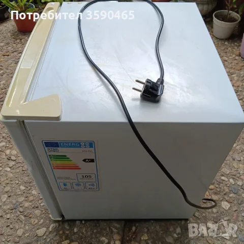 Мини хладилник 45l , снимка 3 - Хладилници - 55667699