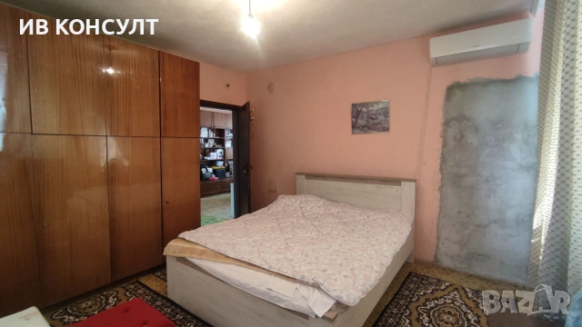 Продава две къщи с общ двор в с. Ягода, снимка 11 - Къщи - 55001199