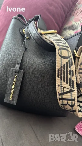Дамска чанта Emporio Armani, снимка 3 - Чанти - 55485220