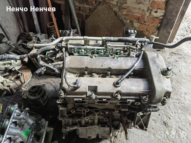 Продавам бензинов двигател за Jaguar X-Type