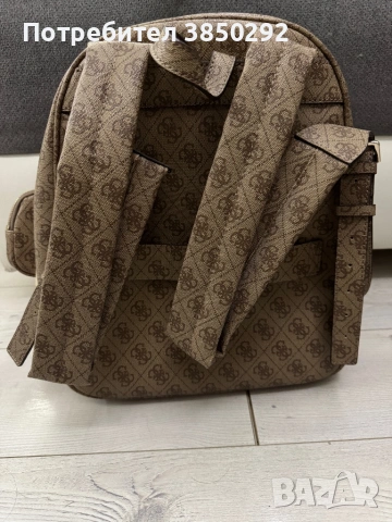Нова раница Guess, снимка 2 - Чанти - 54700232