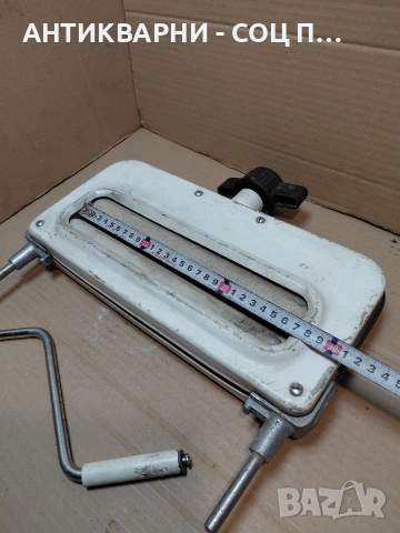 Соц Стара Ръчна Преса От Стара Пералня 3.800кг. НОМЕР 1635., снимка 9 - Антикварни и старинни предмети - 54128327