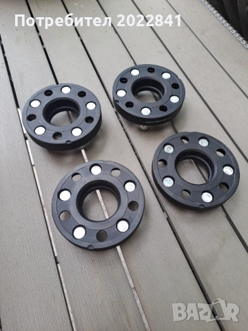  Фланци 5x114.3 Nissan , снимка 2 - Аксесоари и консумативи - 54940474