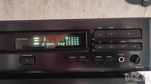 CD player Onkyo DX-7011