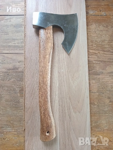 Брадвичка с дървена дръжка - ръчна изработка 