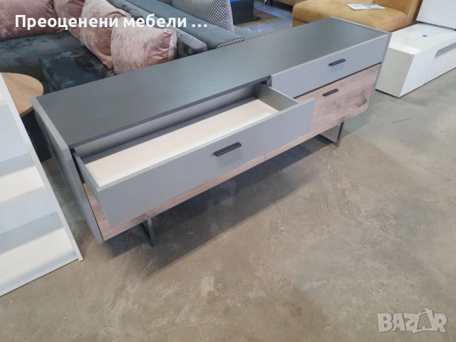 ТВ шкаф Celino на Xonox home внос от Германия, снимка 4 - Шкафове - 54605698