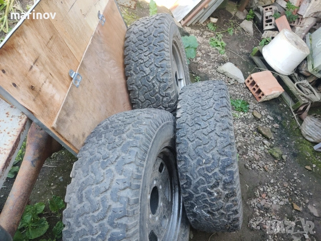 гуми за джип