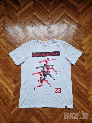 Страхотна мъжка тениска NIKE JORDAN размер M 