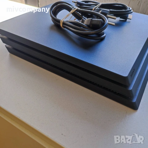Playstation 4 Pro 1TB, снимка 4 - PlayStation конзоли - 54931684