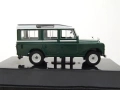 Land Rover 109 Series III 1978 - мащаб 1:43 на IXO моделът е нов в PVC дисплей-кейс, снимка 4