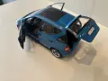 Mercedes A class 1:18 , снимка 4