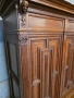 Шкаф в Готически стил с дърворезба , снимка 3