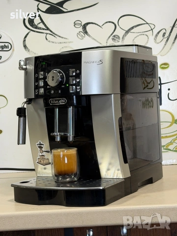 Кафемашина кафе автомат delonghi magnifica S с гаранция