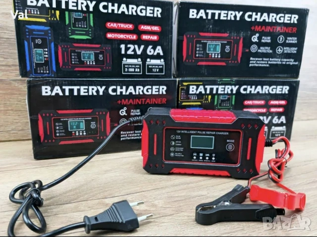 Зарядно Устройство за Автомобилни и Мотоциклетни 12V