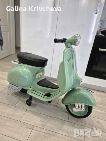Vespa Piaggio детско моторче, снимка 3 - Коли, камиони, мотори, писти - 55117801