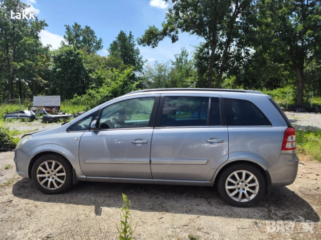 Opel Zafira B на части / опел зафира 1.9 101кс, снимка 10 - Части - 54916775