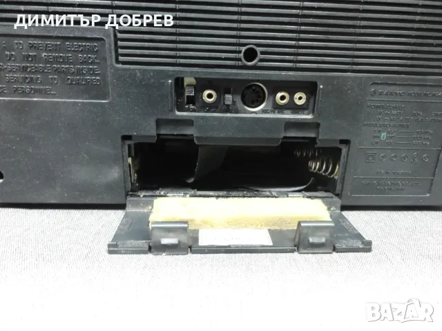 СТАР РЕТРО ТРАНЗИСТОР РАДИО КАСЕТОФОН SANYO M2420LE, снимка 6 - Радиокасетофони, транзистори - 55342570