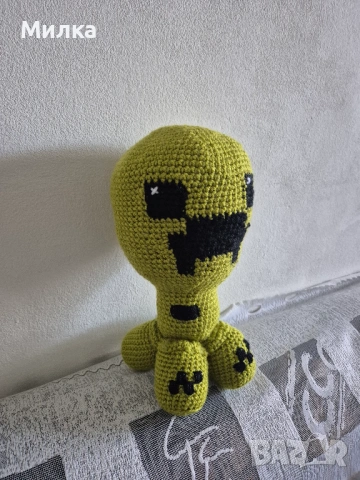 Крипер - ръчно плетена играчка, снимка 8 - Плюшени играчки - 52975707