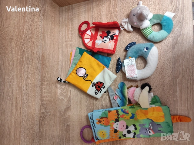 Комплект играчки за бебе 0+