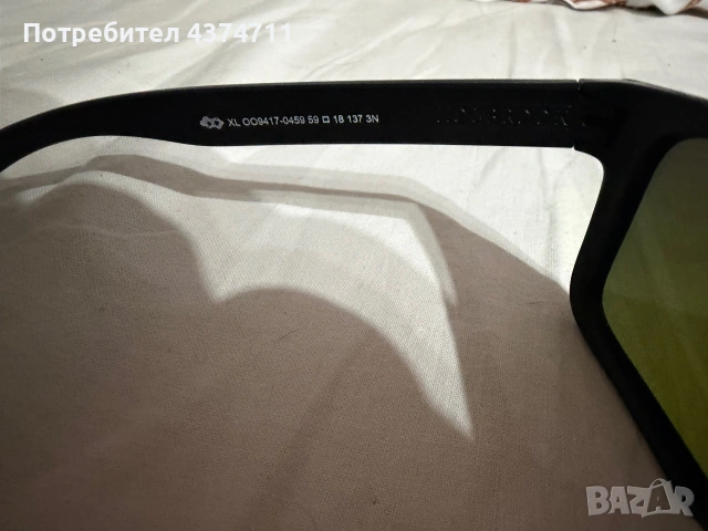 Нови очила Oakley  Holbrook XL, снимка 4 - Слънчеви и диоптрични очила - 55015496