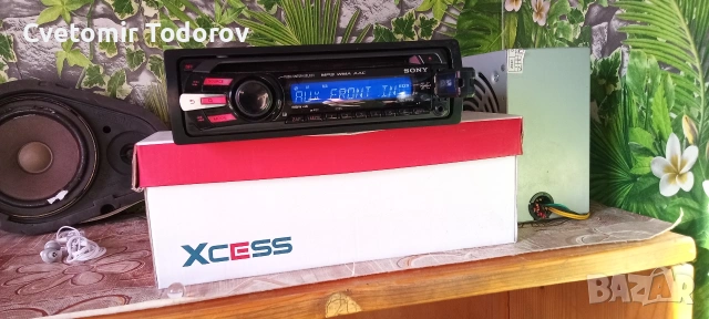 Авто плеър за кола Sony с флашка, снимка 4 - Ресийвъри, усилватели, смесителни пултове - 54104622