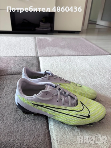 Бутонки Nike