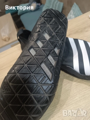 adidas traxion, снимка 4 - Спортни обувки - 54773598