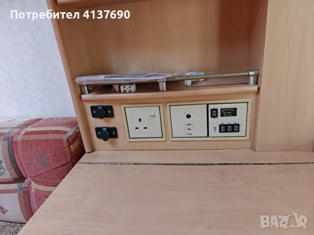 Каравана Coachman Amara 520/4 2004г., снимка 13 - Каравани и кемпери - 54590950