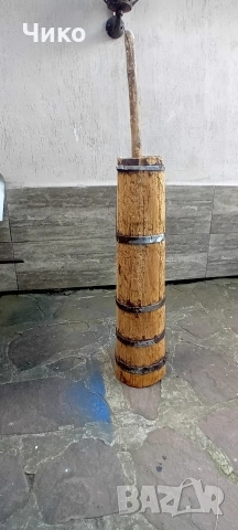 Стара дървена буталка 