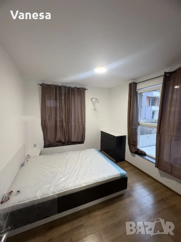 Тристаен апартамент в кв.Христо Смирнески 