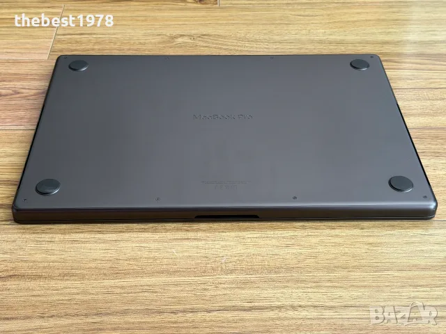 MacBook Pro 16`M4 Pro/14 CPU/20 GPU/24GB RAM/512GB SSD/1 Година Гаранция/Батерия 100%, снимка 5 - Лаптопи за работа - 55424330