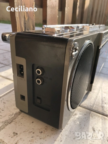JVC RC-W3LE – ретро  радиокасетофон от Япония, снимка 10 - Радиокасетофони, транзистори - 55598133