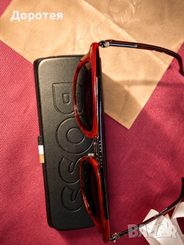 Очила HUGO BOSS , снимка 2 - Слънчеви и диоптрични очила - 54707673