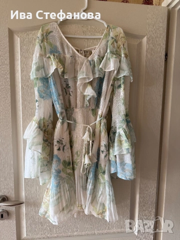 Нова разкошна елегантна  феерична парти коктейлна рокля флорален принт цветя Guess guess , снимка 2 - Рокли - 48223259
