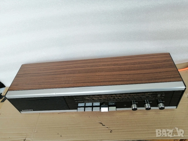 Радиоприемник GRUNDIG RF 450, снимка 4 - Радиокасетофони, транзистори - 54048276