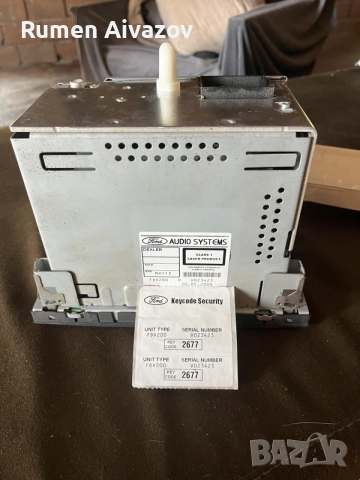 Оригинално авто радио Ford 6000 CD с НАЛИЧЕН КОД (Focus, Mondeo, Fiesta, C-Max, Transit), снимка 2 - Части - 55602595
