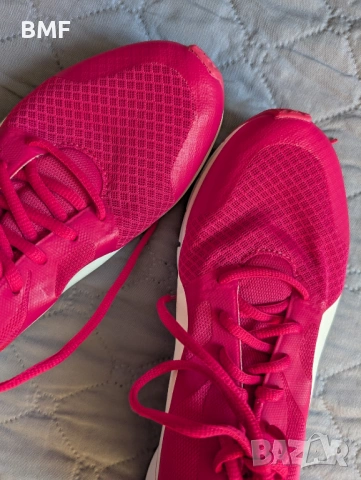 Нови дамски маратонки за тичане или ходене PUMA размер 42.5, снимка 2 - Маратонки - 54665206