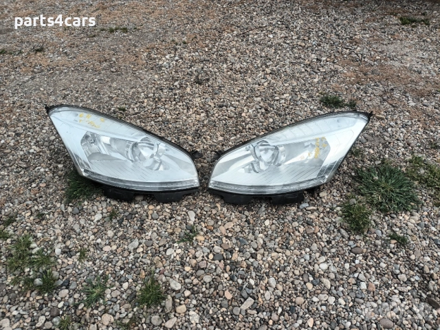 ляв и десен фар за ситроен ц4 пикасо с бял мигач CITROEN C4