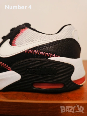 Детски , кожени маратонки NIKE AirMax , снимка 2 - Детски маратонки - 54138378