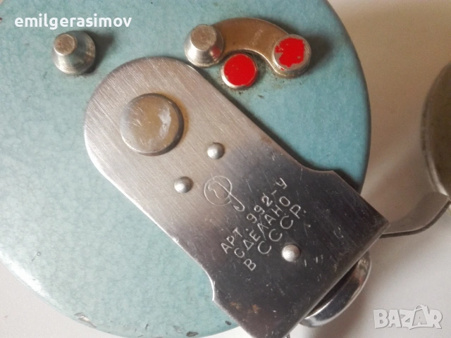 Стар щик и две риболовни макари.., снимка 13 - Антикварни и старинни предмети - 53938949