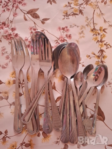 Стъклени чаши плюс вилици  лъжици лично предаване 10 евро, снимка 2 - Чаши - 54158586