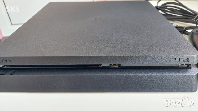 Конзола Sony Playstation 4 slim 1 tb + игра , снимка 3 - PlayStation конзоли - 54454745