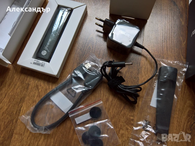 ASUS CHROMEBIT CS10, снимка 2 - Плейъри, домашно кино, прожектори - 55129546