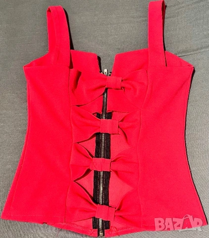 Неоново червено-розов топ с подплънки