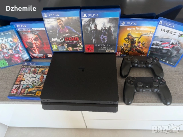 PS4 + 2 джойстика + 7 игри