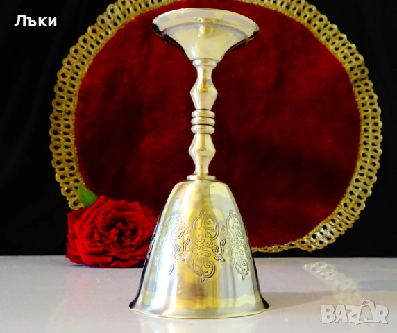 Бронзова чаша за ракия,релефно столче,гравирана. , снимка 4 - Антикварни и старинни предмети - 54988164