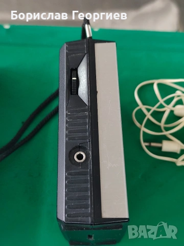 Портативно радио National Panasonic R-1045, снимка 6 - Радиокасетофони, транзистори - 54212625