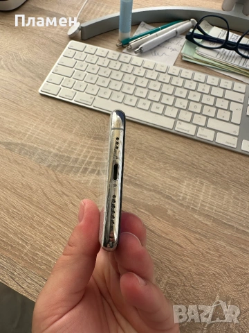 Продавам iPhone Xs 64GB - кутия , кабел , слушалки, снимка 4 - Apple iPhone - 55152189