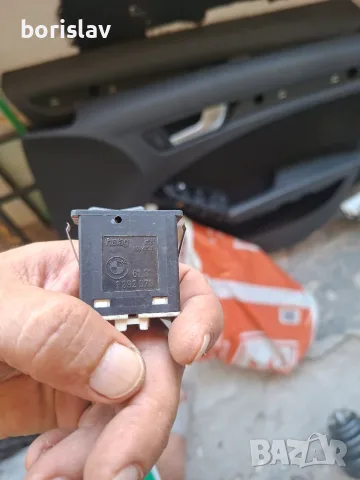 Оригинален бутон за гюрук (кабриолет) за BMW E36 / Z3 - OEM 61318363696, снимка 2 - Аксесоари и консумативи - 55363371