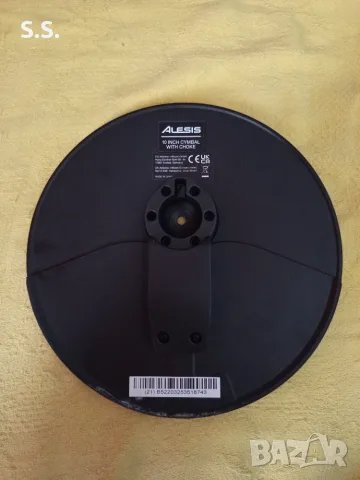 Чинел за електронни барабани Alesis, снимка 2 - Ударни инструменти - 55359417